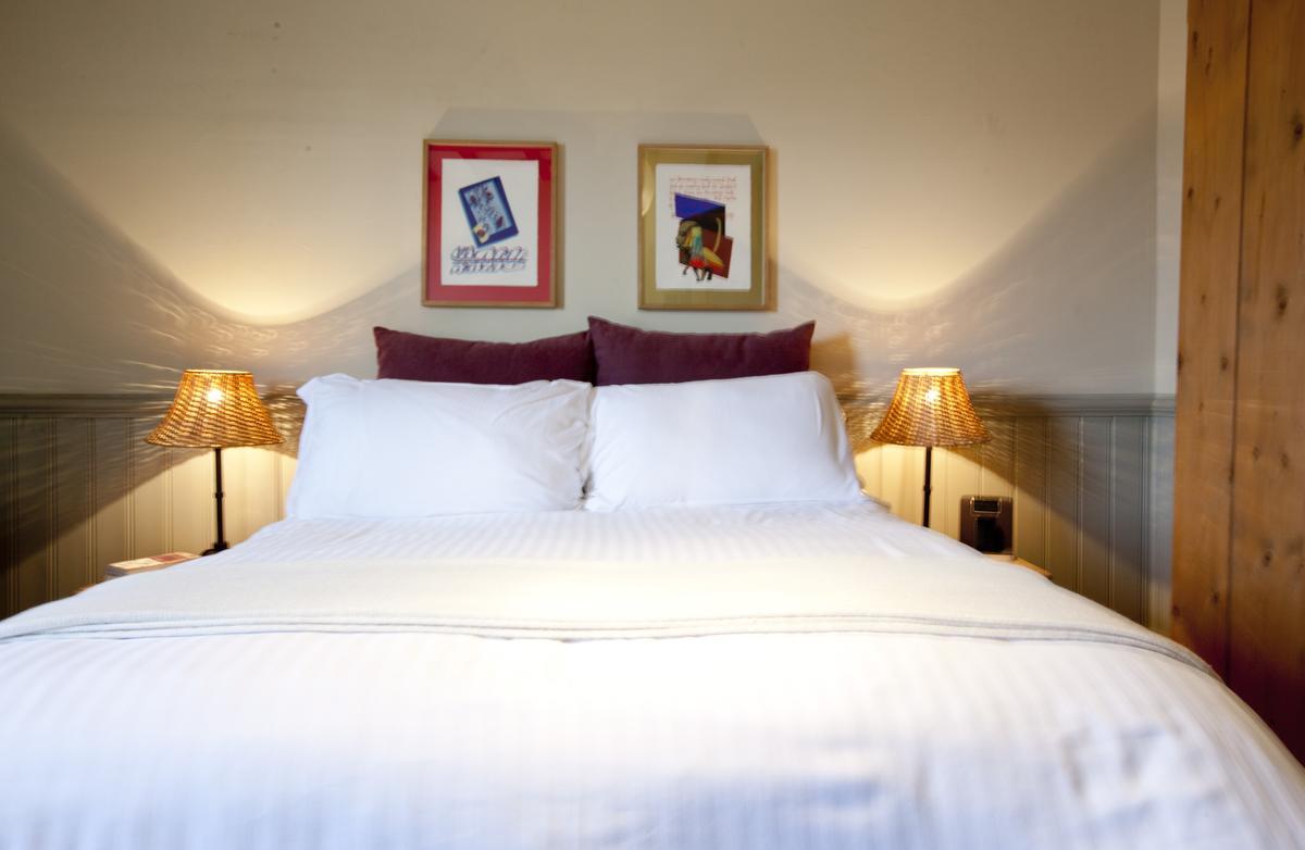 The Mistley Thorn Hotel Bagian luar foto