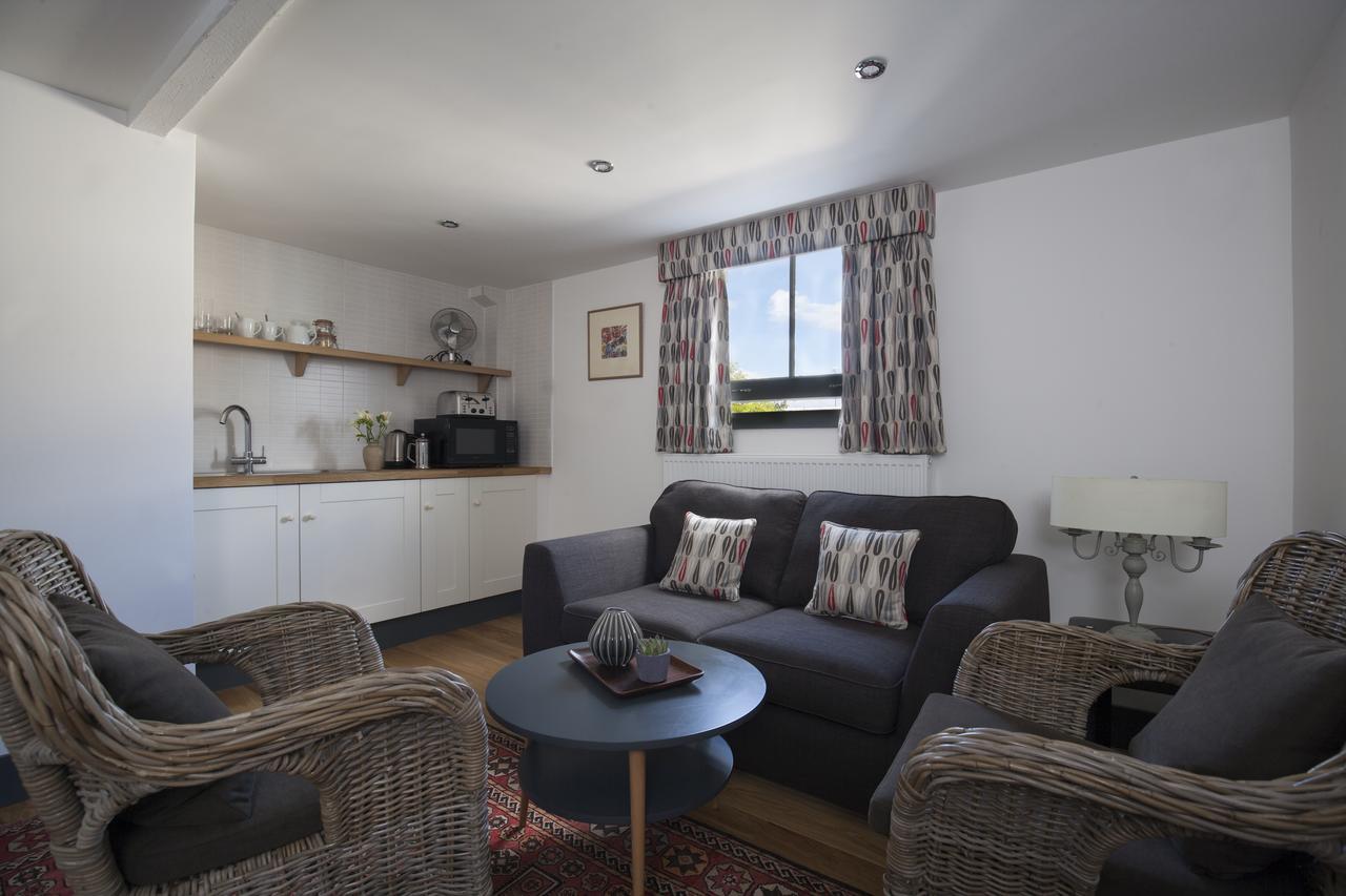 The Mistley Thorn Hotel Bagian luar foto